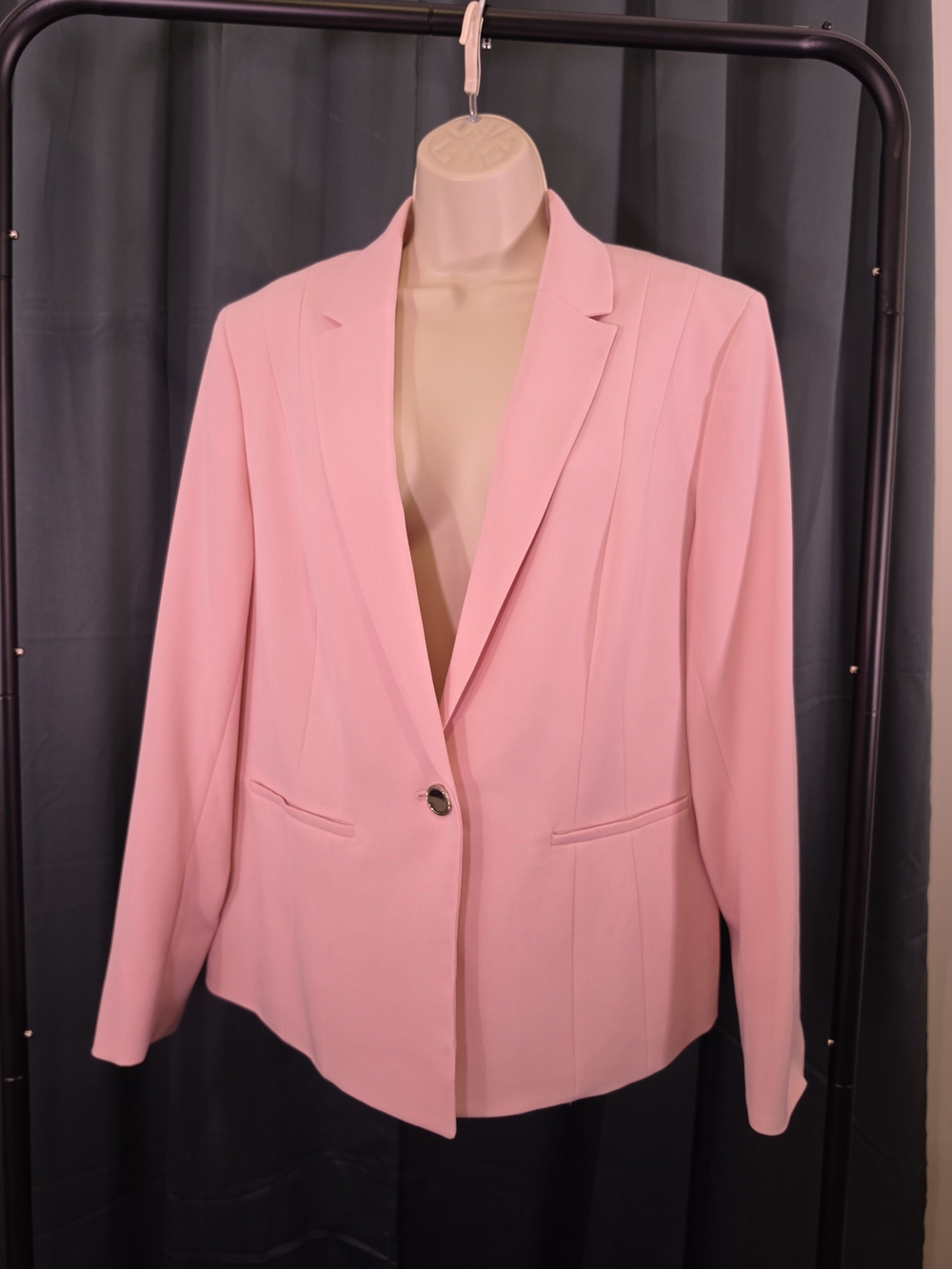 Kasper Light Pink Single-Button Tailored Blazer